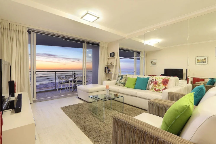 Horizon Bay 402