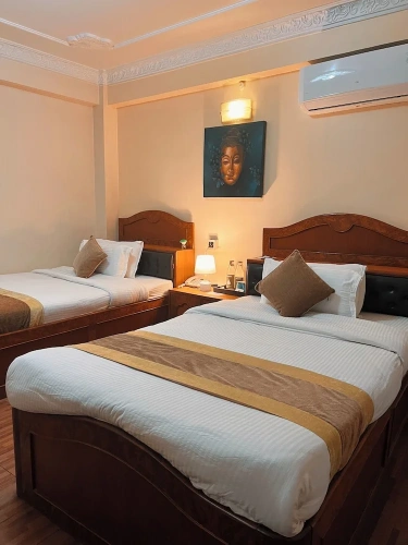 Deluxe Suite