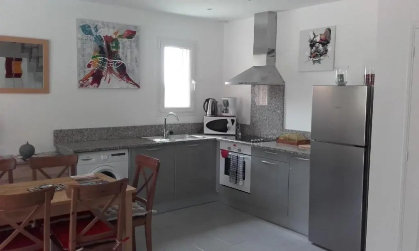 3 Bedrooms Cottage