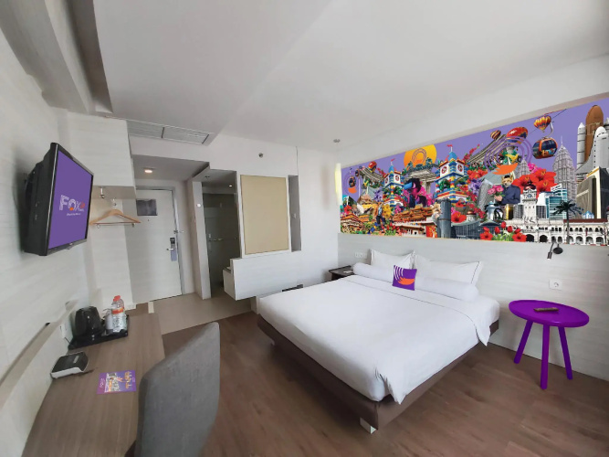 FOX Lite Royal Bay Makassar
