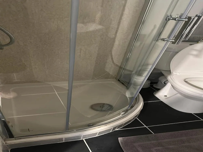Studio Sleeps 3 - Pet Friendly