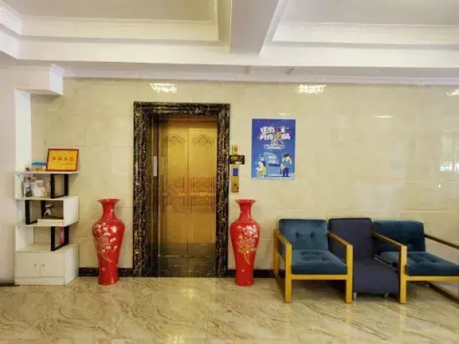 Yinhe Hotel