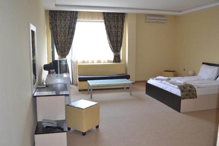 Standard Double room with balcony and with view