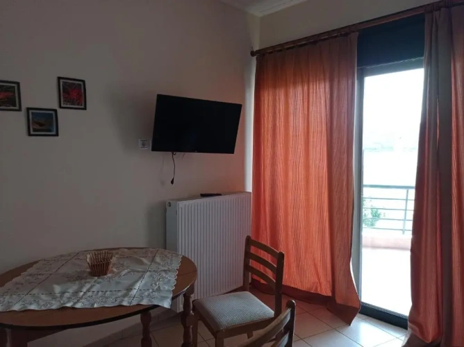 Apartment with balcony and with sea view