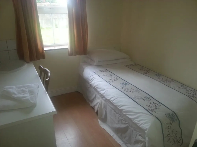 Courtbrack Accommodation - Hostel