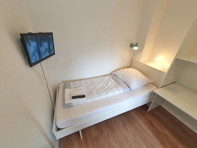 Single Studio