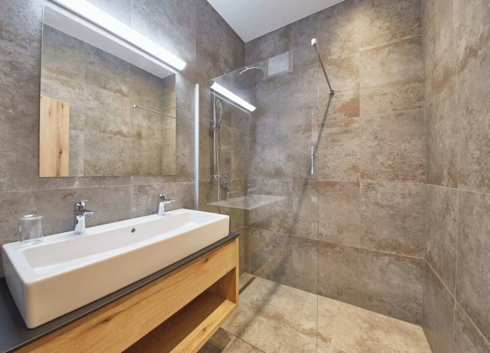 2 Bedrooms Comfort Apartment with balcony and with mountain view