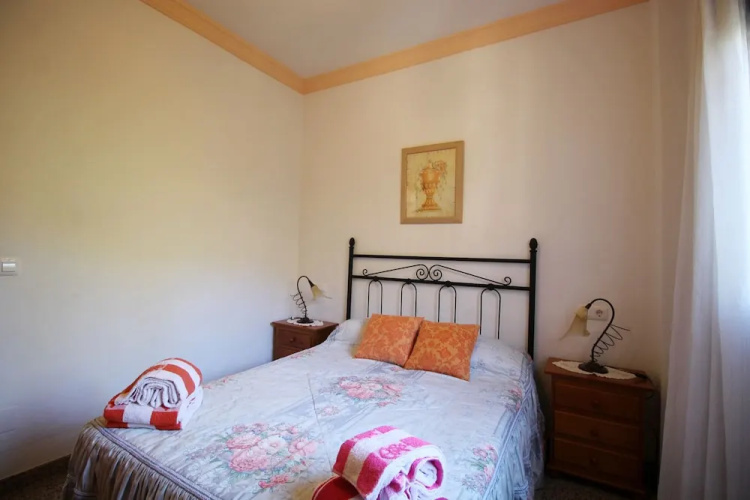 1084 Villa Manolo