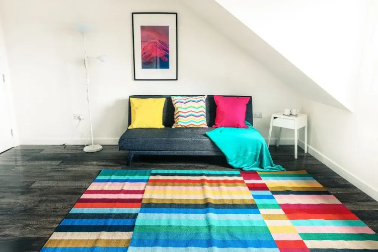 Chic Spacious Apartment in Peterborough