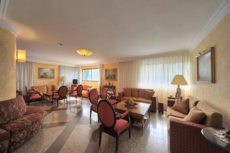 Aurora Garden Hotel