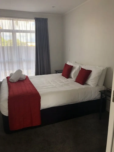 1 Bedroom Suite