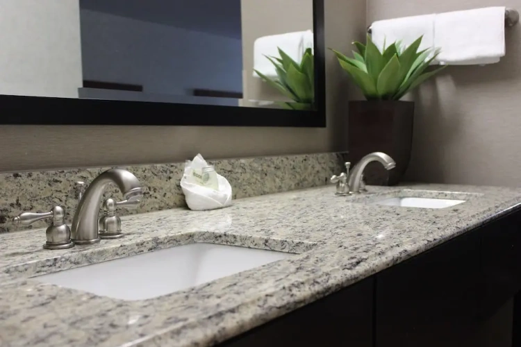 Deluxe Quadruple Suite