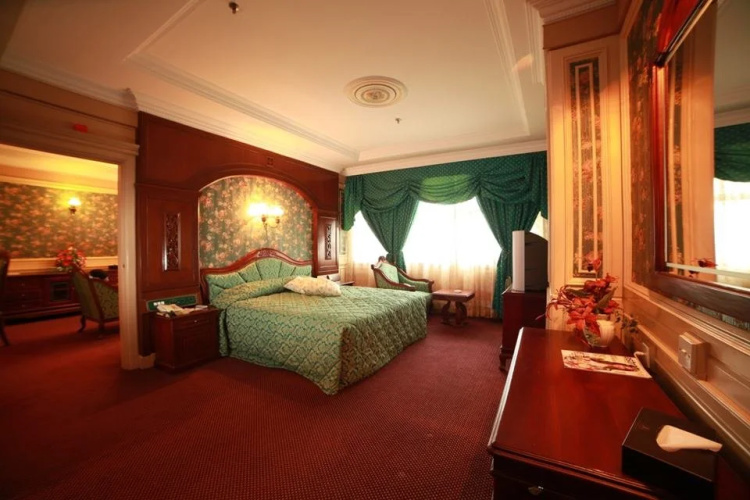 New Pacific Hotel