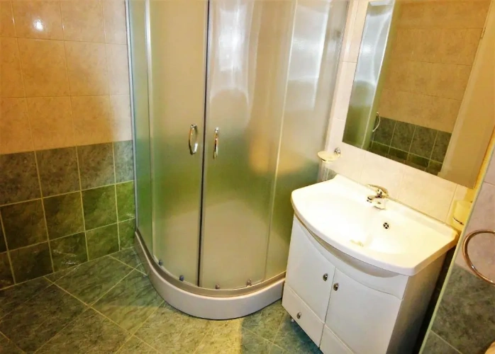 1 Bedroom Apartment with balcony