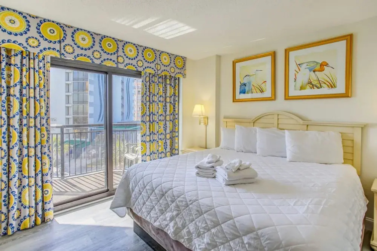 Access to Pool, Beach: Ocean-view Myrtle Beach Apt