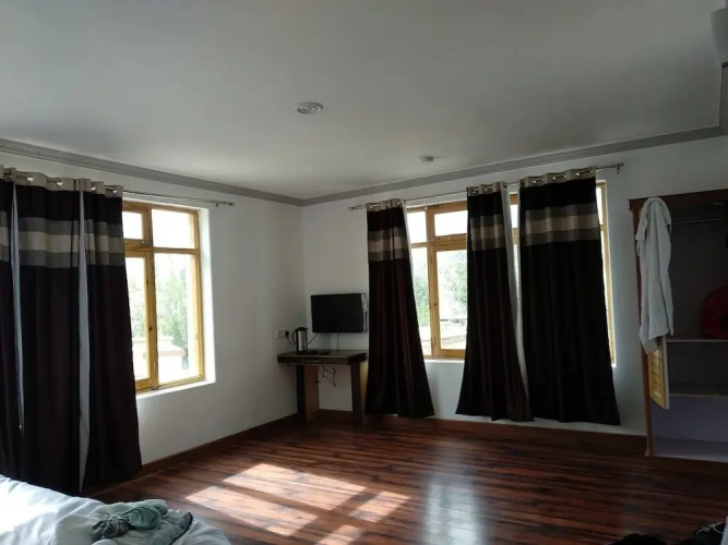 Hotel Leh Residency