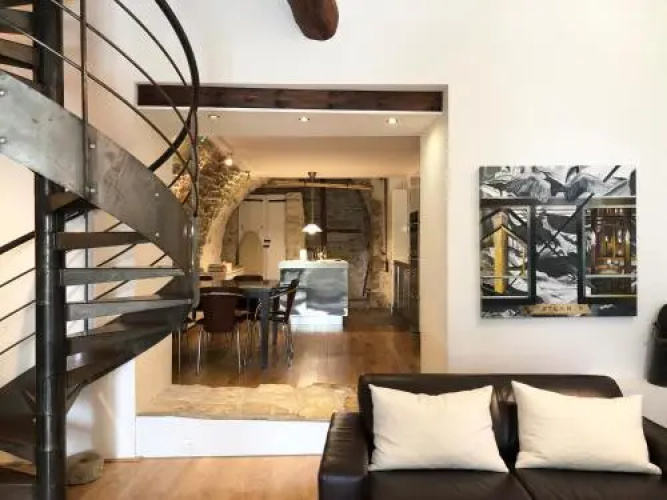 6 Rue Saint-Pierre