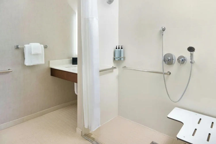 1 Bedroom Suite