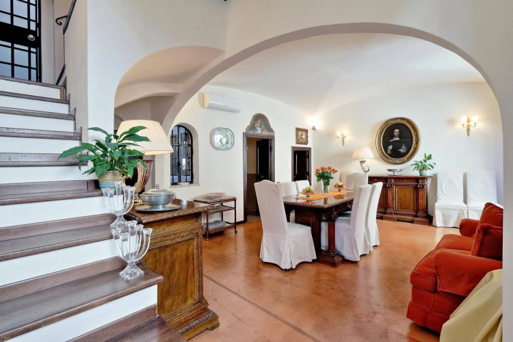 Town House - TreasureRome Collection