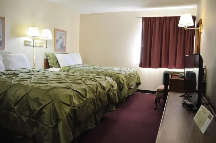 Deluxe Quadruple room