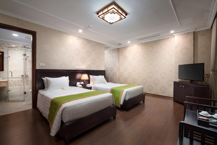 Standard Twin room