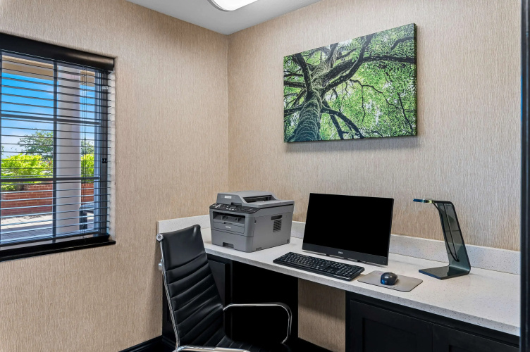 Best Western Presidential Hotel & Suites