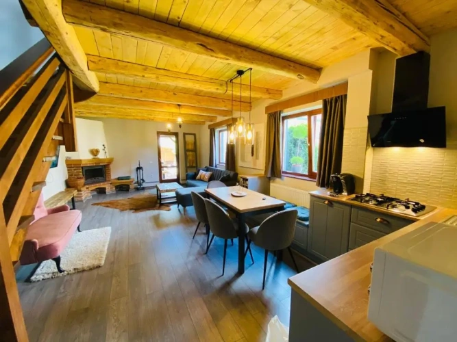 3 Bedrooms Cottage