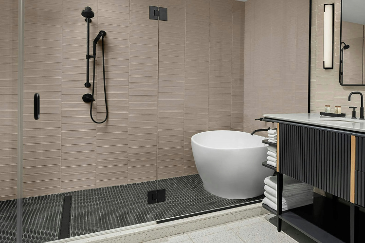 Renaissance Milwaukee West Hotel photo 16