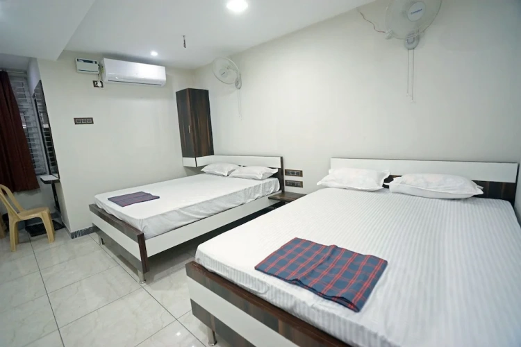 Standard Quadruple room