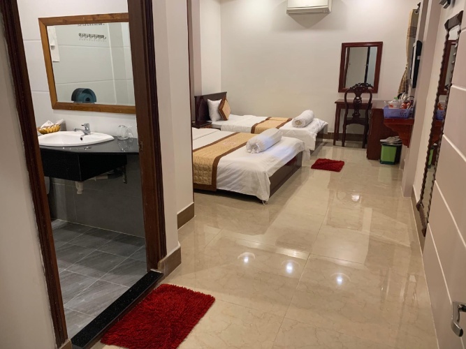Standard Triple room