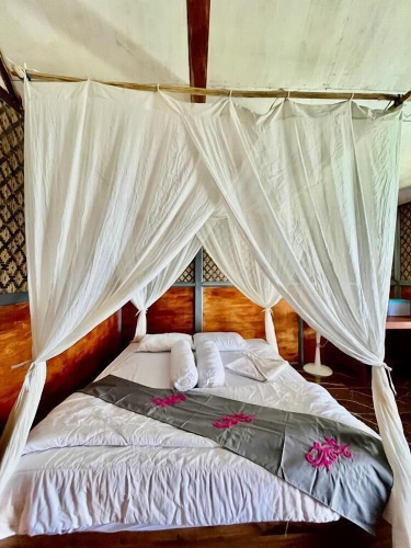 Gibran Dive Guest House