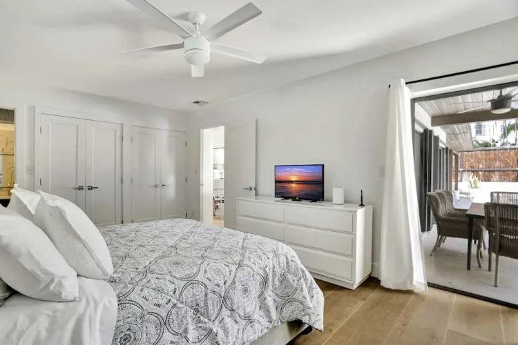 Ocean Breeze Villa 3 Bdr, Pool