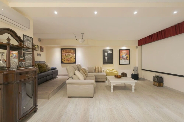 Executive Villa