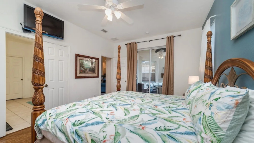 8136 sun Palm Drive