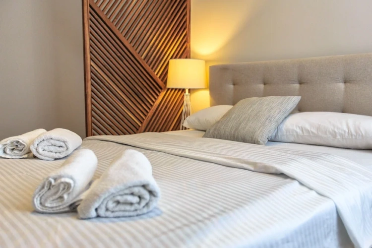1 Bedroom Apartment with sea view