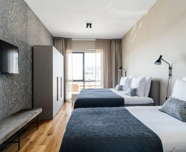 Harbor Retreat, Scheveningen