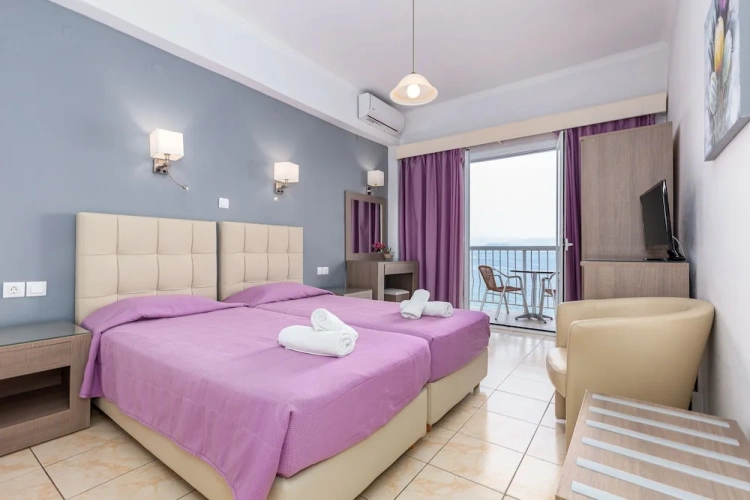 Standard Twin Family room with balcony and with sea view