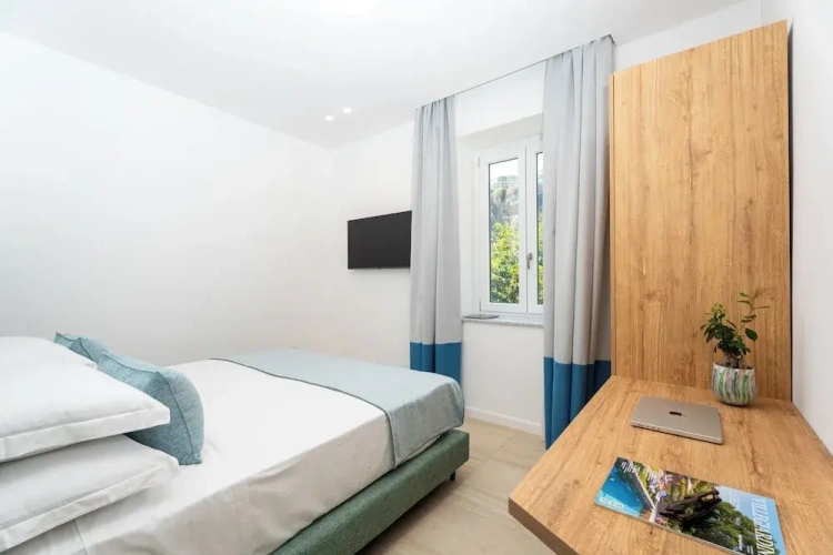 Classic Double room with garden view