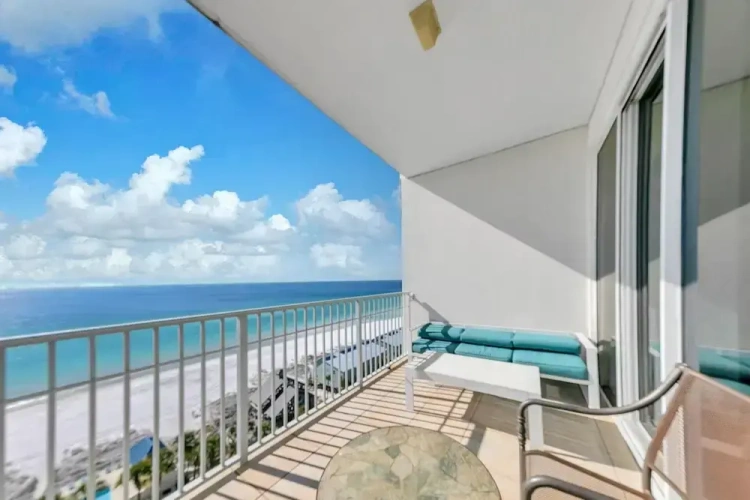 Standard Double room with balcony and with ocean view