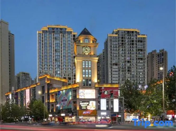 Orange Hotel