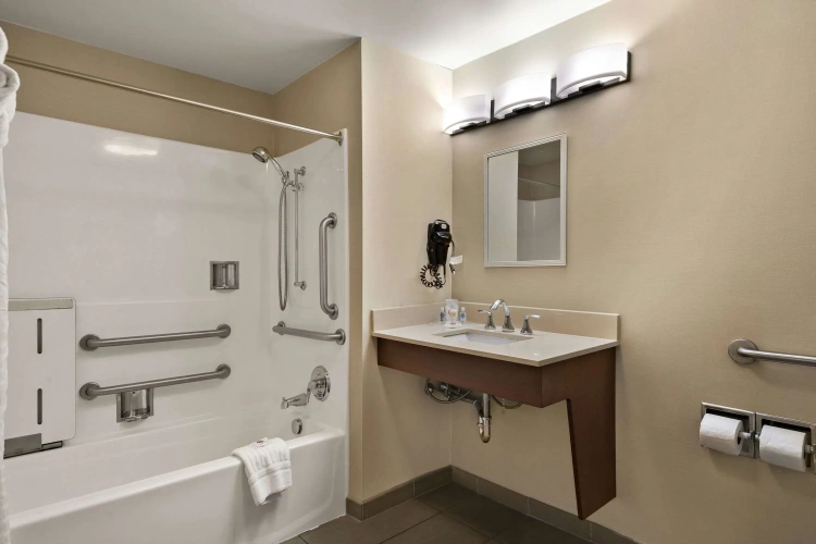 Quadruple Suite