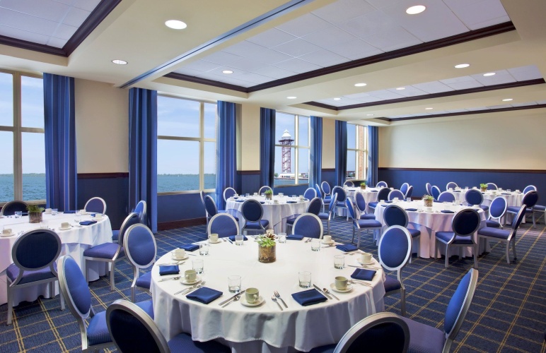 Sheraton Erie Bayfront Hotel photo 19