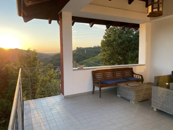 Pool Villa With Wide View on Langhe Hills