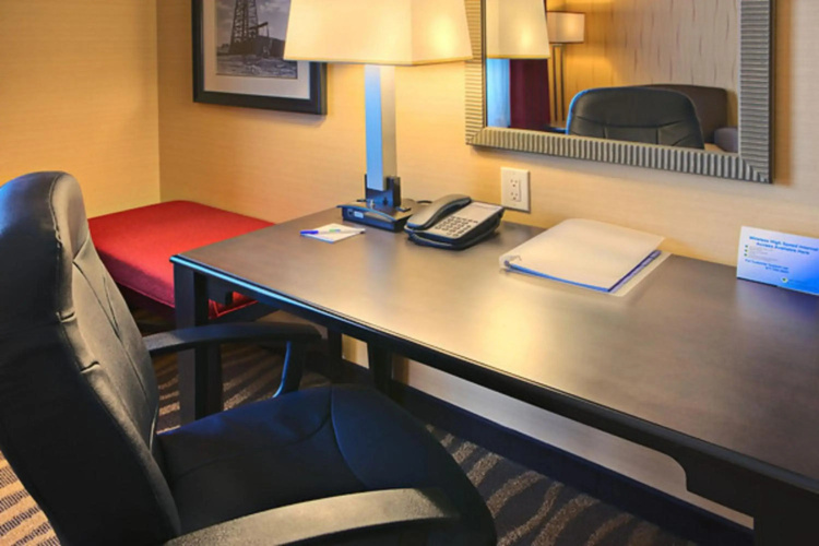 Holiday Inn Express & Suites Cotulla by IHG