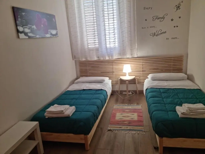 2 Bedrooms Apartment