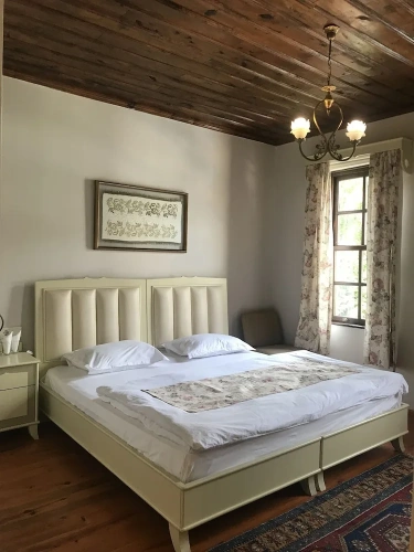 Standard Double room with city view