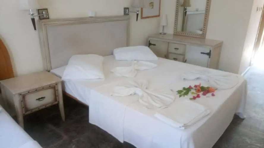 Begonville Hotel