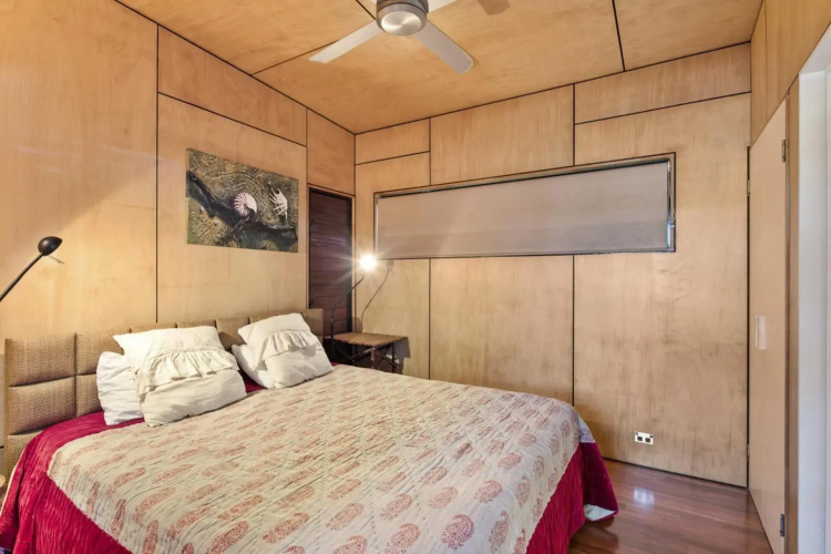 Pandanus Retreat