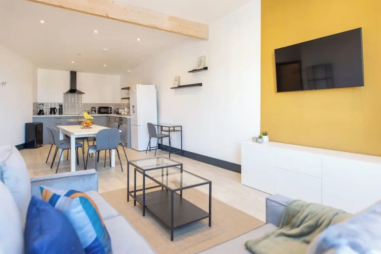 Premium Apartment