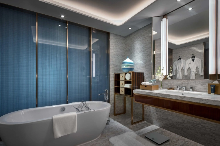 Deluxe Double Club room